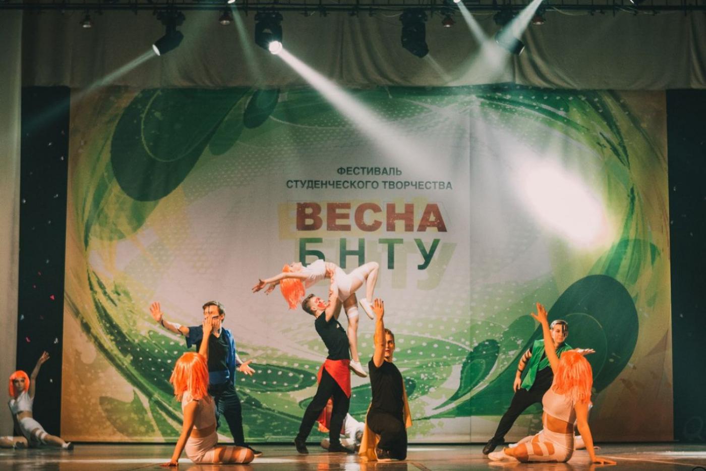 ДЕНЬ ТАНЦА ГЛАЗАМИ ЭФ